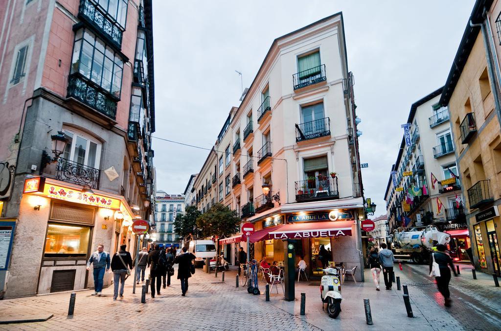 Apartamentos Puerta Del Sol I Μαδρίτη Δωμάτιο φωτογραφία